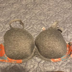 PINK Wear everywhere/lightly lined 36C. Used in good condition.